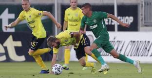 Лудогорец направи важна крачка към следващия кръг в ШЛ (видео)