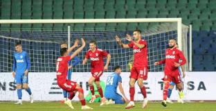  Двете ЦСКА ще споделят един хотел в Турция