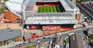 Ливърпул ще се справи с Вила