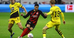 Дортмунд си спечели само точка като гост на Айнтрахт