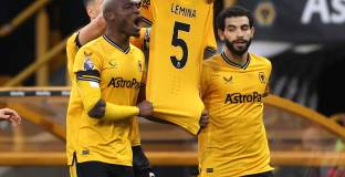 Уувърхемптън - Евертън 3:0 