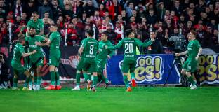 Луд купoн в съблекалнята на Лудогорец след победата над ЦСКА (видео)