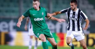 Селекционерът на Полша идва на 