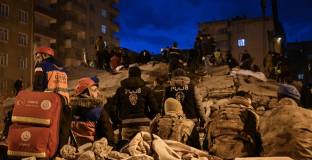  Вратарят на Йени Малатяспор загина под развалините