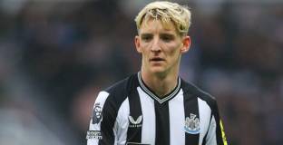 Клатенбърг сподели мнение за гола на Гордън