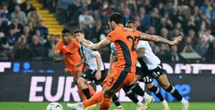 Късен гол носи победата на Интер над Удинезе