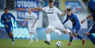 Пълен стадион очаква Левски - Лудогорец