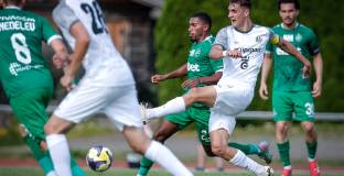 Лудогорец приключи лагера в Австрия със загуба от Храдец Кралове