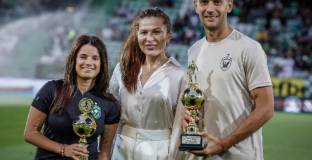 Чочев беше награден за победата си в анкетата 