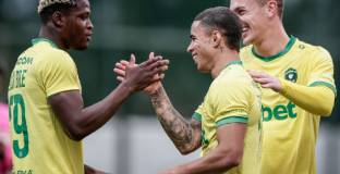 Лудогорец с реми срещу поляци пред погледа на Домусчиев