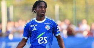 Челси е готов да даде шанс на Меси 