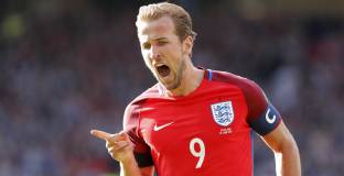 Кейн с два в успеха над Тунис