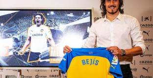   Валенсия обяви трансфера на Кавани 