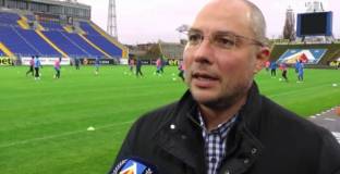 Изненадващо: Букарев се раздели с Левски