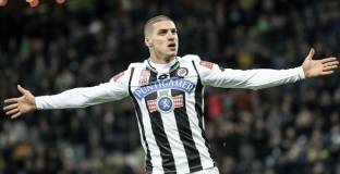 Десподов си взе сбогум с Щурм и се завръща в Каляри