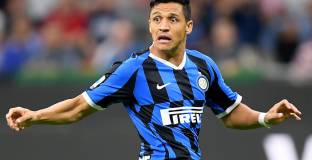 Санчес не е нужен нито на Интер, нито на Юнайтед
