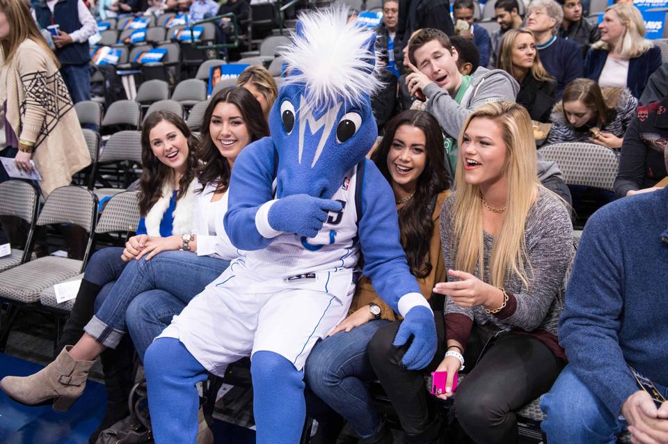 Орландо Меджик - Далас Маверикс 88:107 