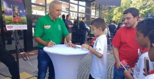 Стоичков и легендите на Барса направиха шоу в Стара Загора