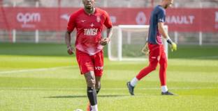 Погба на линия за Монако преди сблъсъка с Марсилия