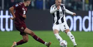 Юве остана без победа и след Дерби дела Моле