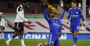 Лестър се върна към победите (видео)