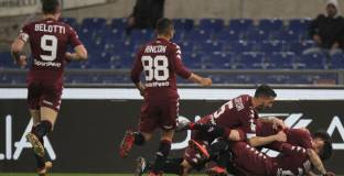 Торино с победа срещу десет от Лацио