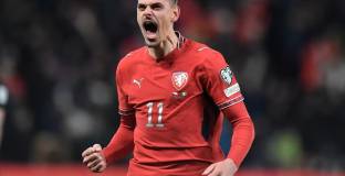 Уелс изпусна мечтата си след дузпи, Босна и Херцеговина продължава напред