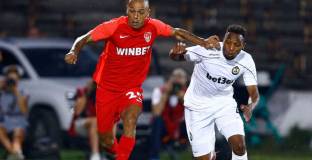 Славия с разгромен успех над Царско село (видео)