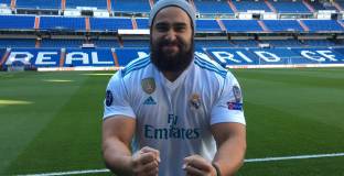 Кечистът Русев не пропусна да подразни феновете на Барса (видео)