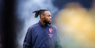 Ман Юнайтед също се интересува от Семеньо