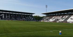 Локо Пловдив пусна в продажба билетите за мача с ЦСКА