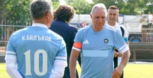 Стоичков: Камбуров е уникален 