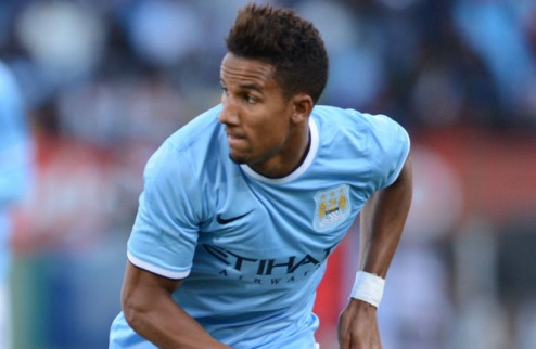 Синклер преминава медицински прегледи в УБА