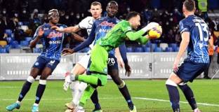 Наполи и Интер поделиха по точка