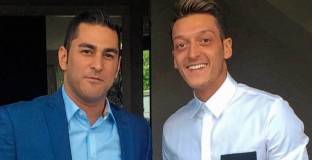 Агентът на Йозил нападна Арсенал