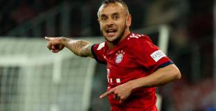 Бившият футболист на Байерн Рафиня обяви края на кариерата си