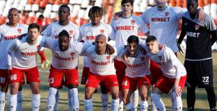 Царско село отпадна от елита, комичен момент беляза мача с Локо София