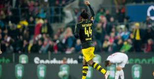 Мичи Батшуай със страхотен дебют за Дортмунд (видео)