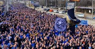 Феновете на Левски с шествие за дербито