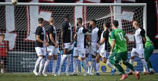 Локо Пловдив има пари за три гостувания 