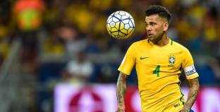 Официално: Дани Алвеш няма да участва на Световното