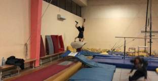 Доброволци помагат за ремонт на залата по спортна гимнастика на ЦСКА