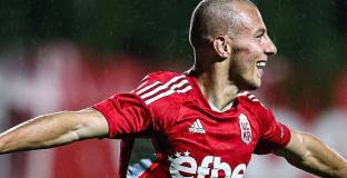 Левски стартира със загуба новия сезон