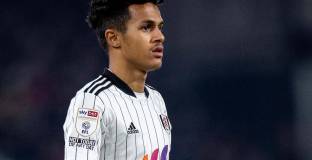  Карвальо засега не се е съгласил на трансфер в Ливърпул