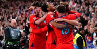 Англия и Германия си вкараха по три гола (видео)