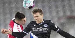 Фрайбург - Арминия 2:0 