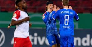 Рот-Вайс Есен - Холщайн Кийл 0:3 