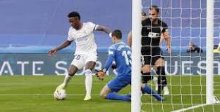 Реал Мадрид - Елче 2:2 