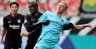 Айнтрахт - Гройтер Фюрт 0:0 