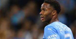 Райт-Филипс се надява Стърлинг да остане в Ман Сити